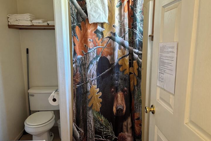 Room 176 of 227