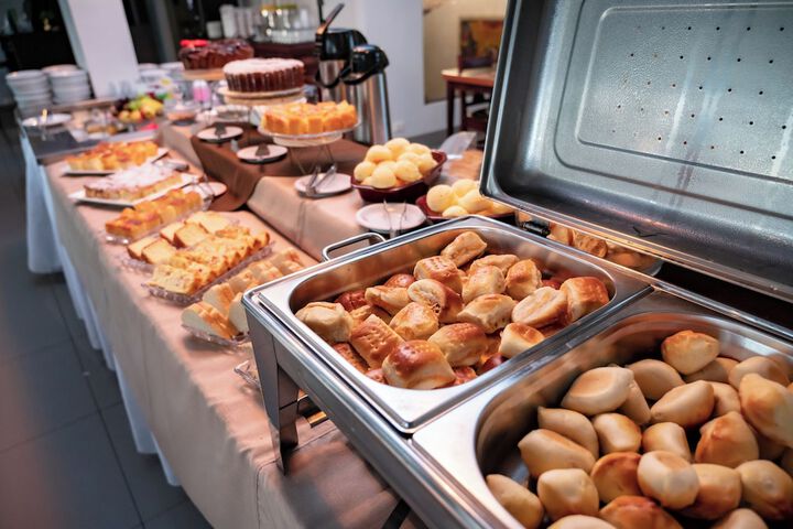 Breakfast/Coffee Service 26 of 77