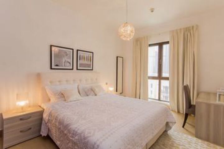 Room 9 of 15