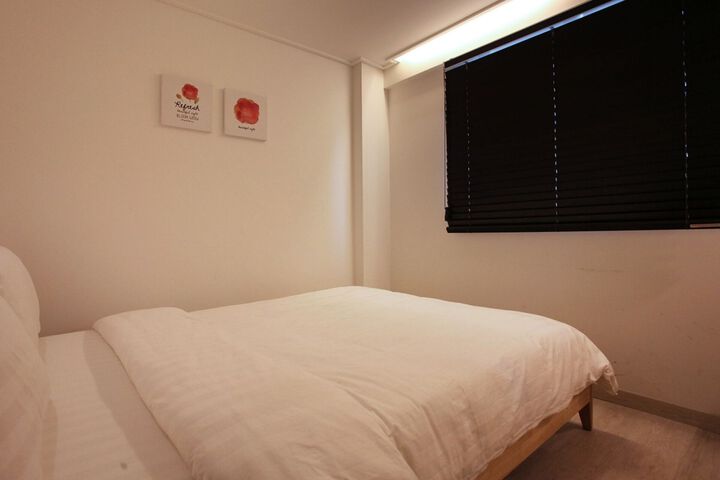 Room 129 of 198