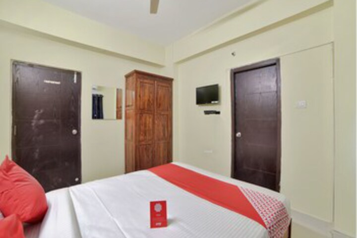 Room 18 of 24