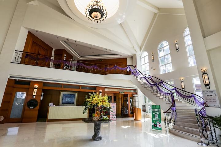 Lobby Entry