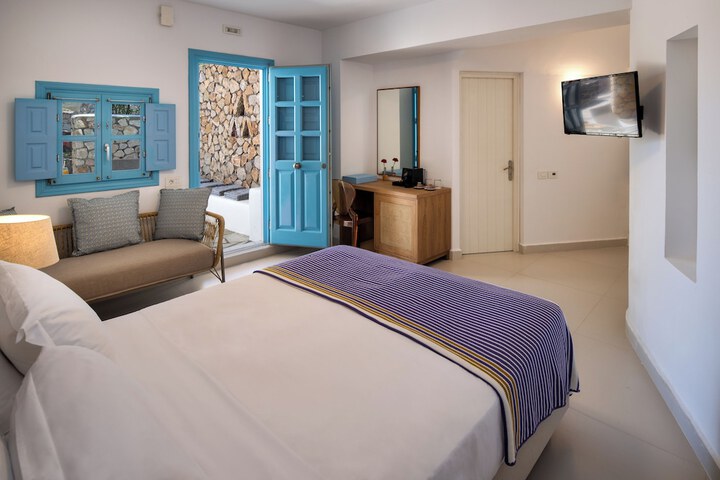 Room 20 of 156