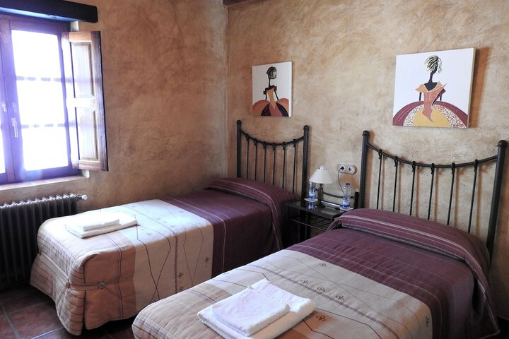Room 14 of 38