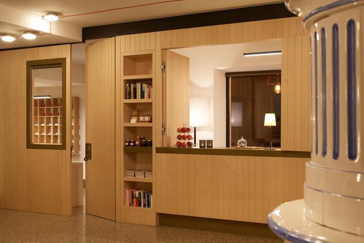 Hotel Interior 4 of 63