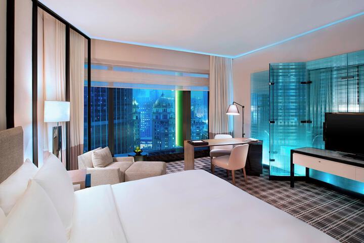 Room 27 of 87