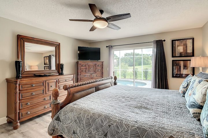 Room 2 of 48