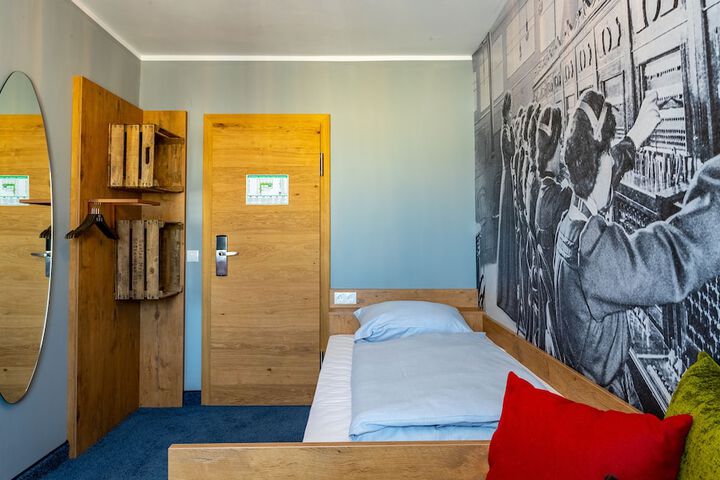 Room 22 of 84