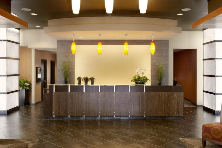 Guest Lobby