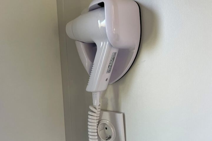 Room 18 of 21