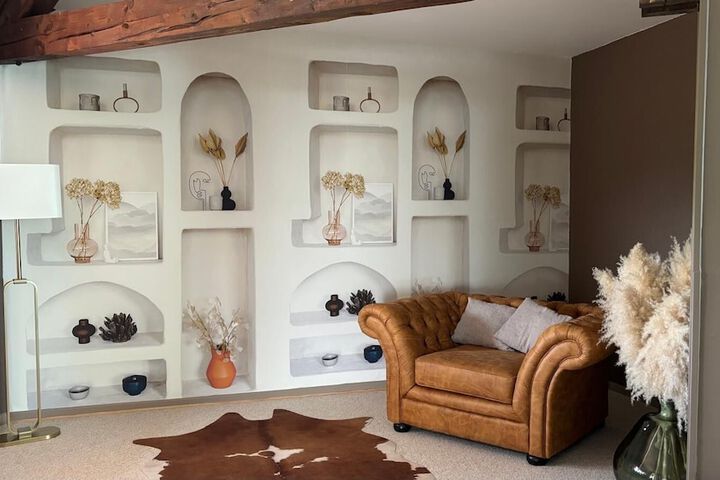 Room 14 of 27
