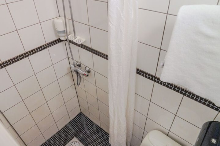 Room 19 of 53