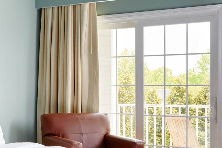 2 Queen Beds Partial Harbour View Balcony (5 of 9)