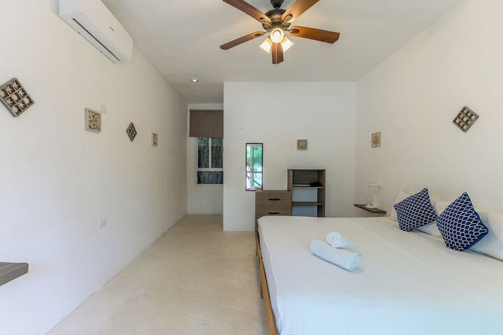 Room 8 of 92