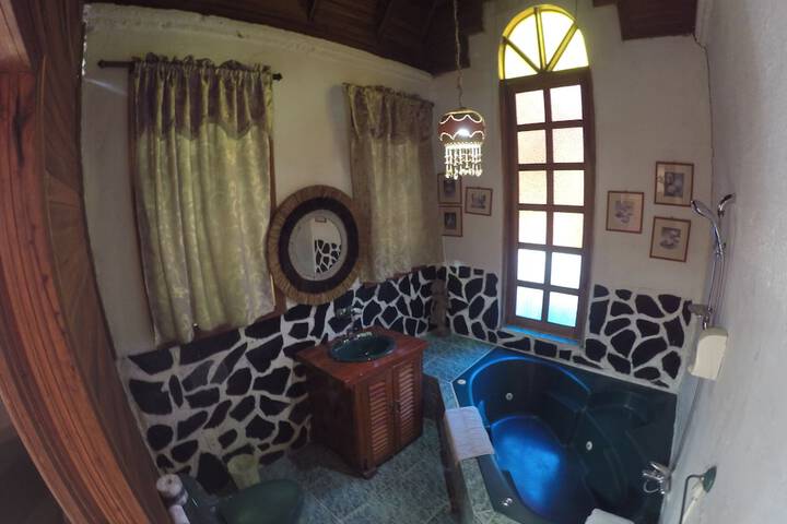 Hot Tub 14 of 31