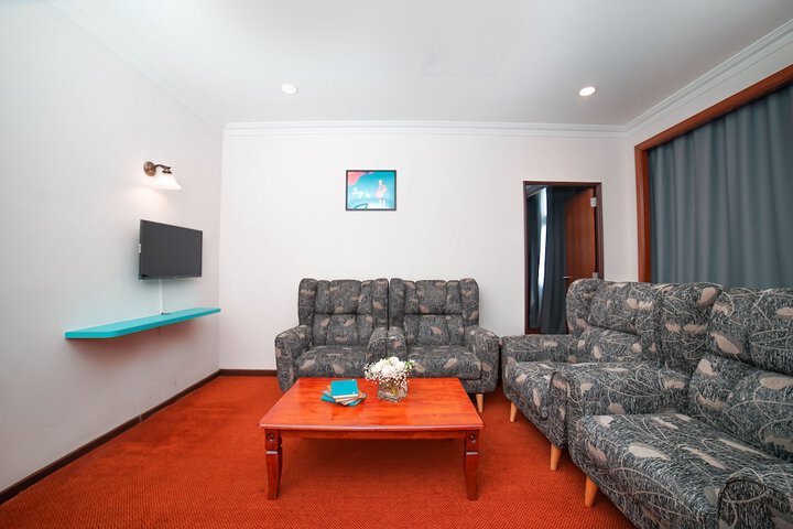 Room 17 of 23
