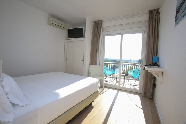 Room 19 of 58