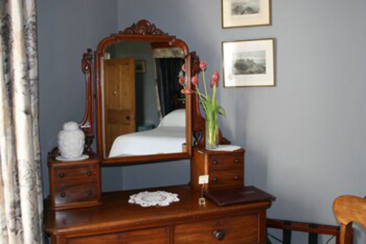 Room 147 of 154