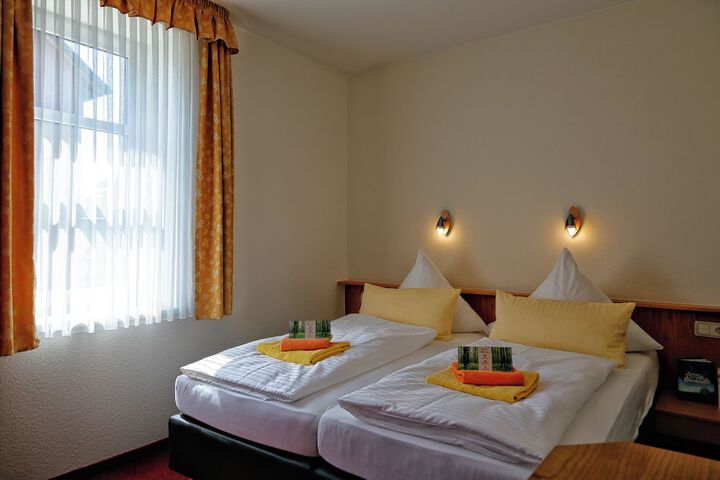 Room 29 of 209