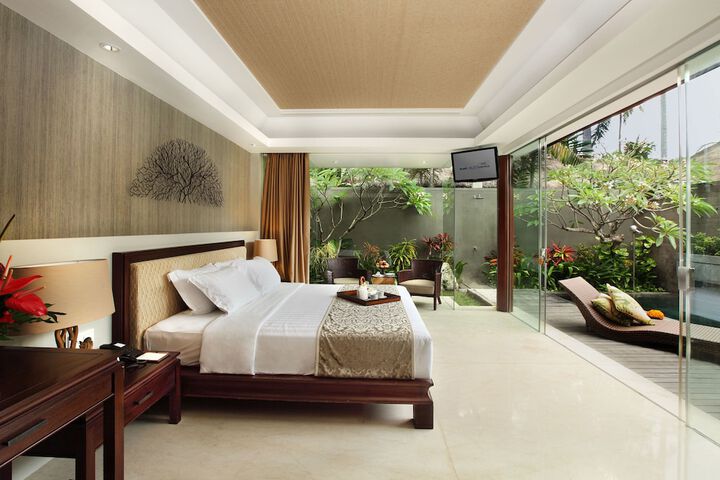 Room 7 of 214