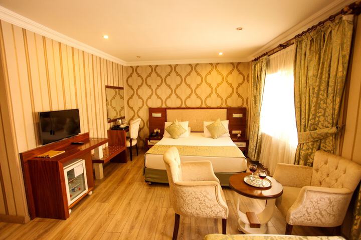 Room 50 of 158