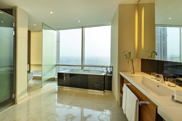 Room 56 of 180