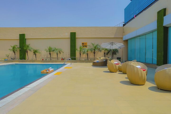Pool 61 of 113