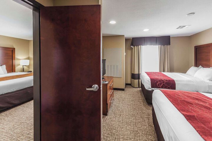 Room 19 of 39