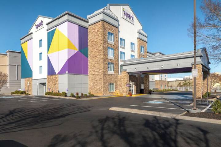 Hotel 68 of 71