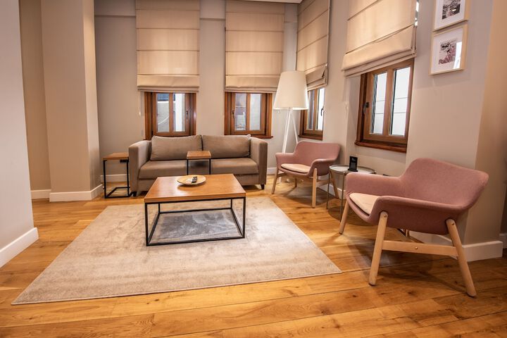 Room 14 of 50