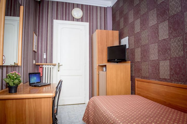 Room 20 of 54