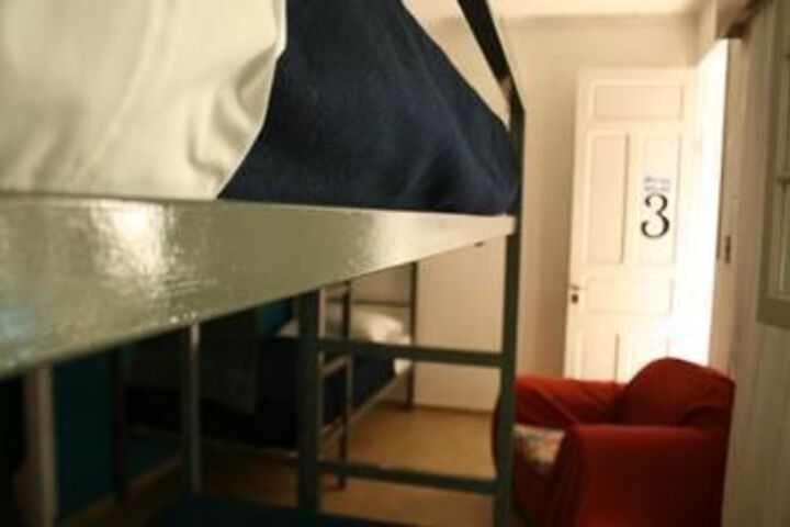 Room 10 of 16