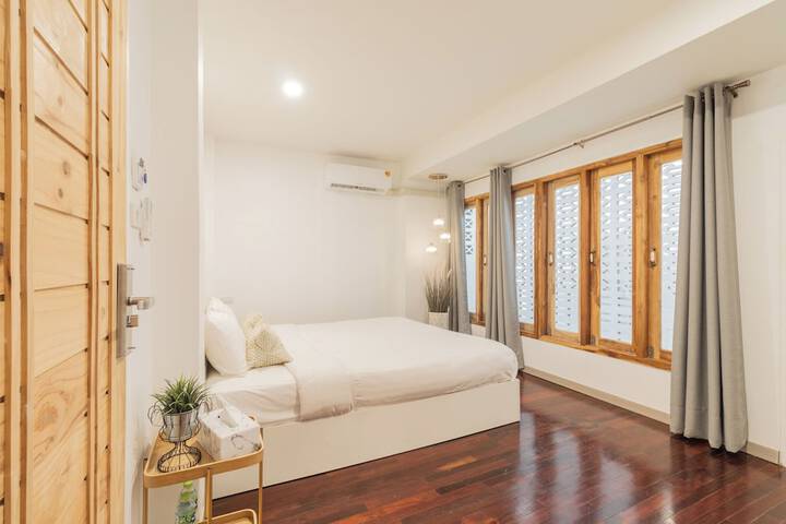 Room 10 of 64