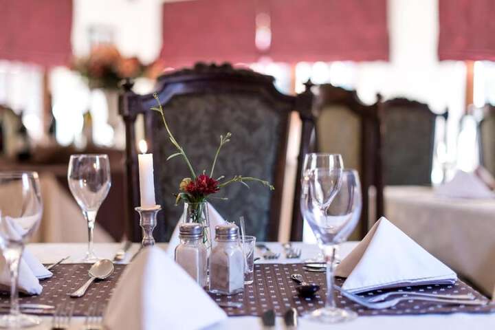 Dining Photos