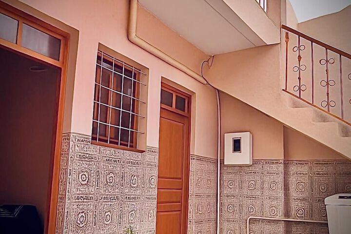 Room 7 of 16