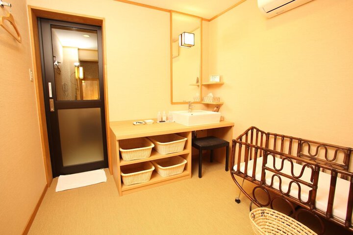 Room 13 of 59