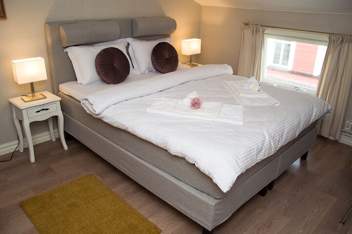 Room 18 of 27