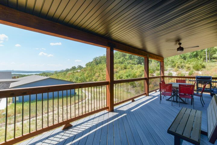 Terrace/Patio 3 of 127