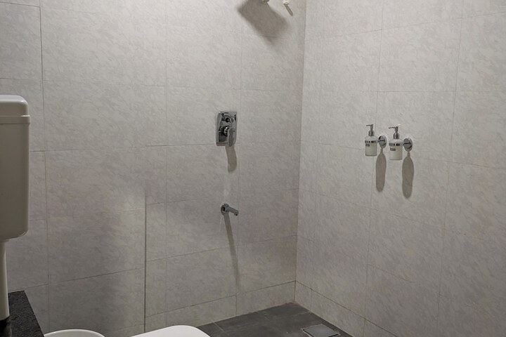 Room 12 of 15