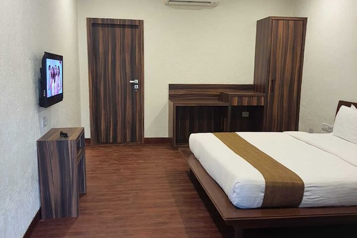 Room 16 of 78