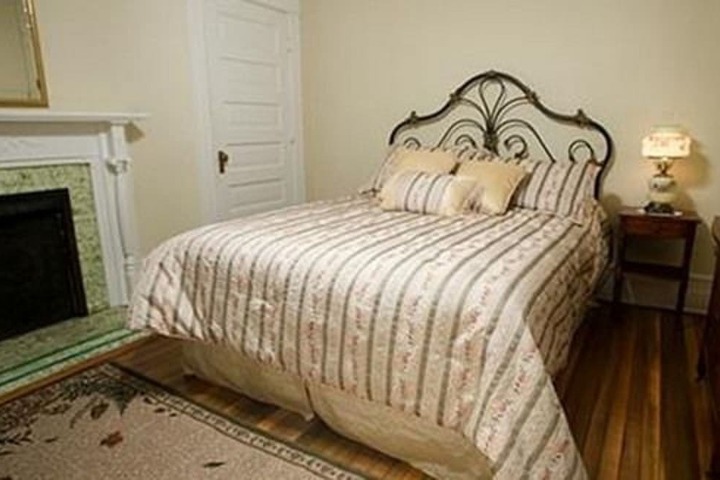 Photo 19