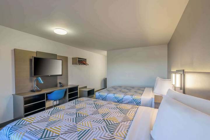 Deluxe Room 2 Double Beds Refrigerator, Microwave (1 of 10)