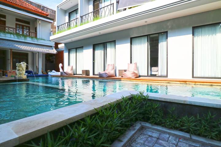Pool 114 of 152