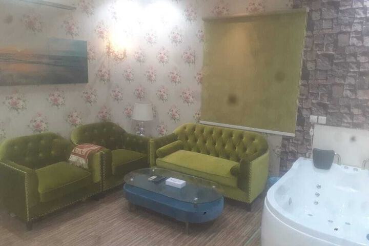 Room 30 of 52