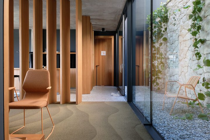 Room 14 of 62