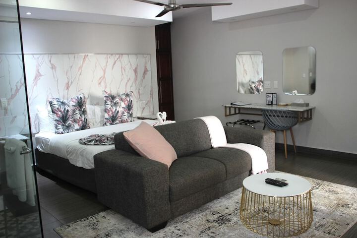 Room 17 of 62