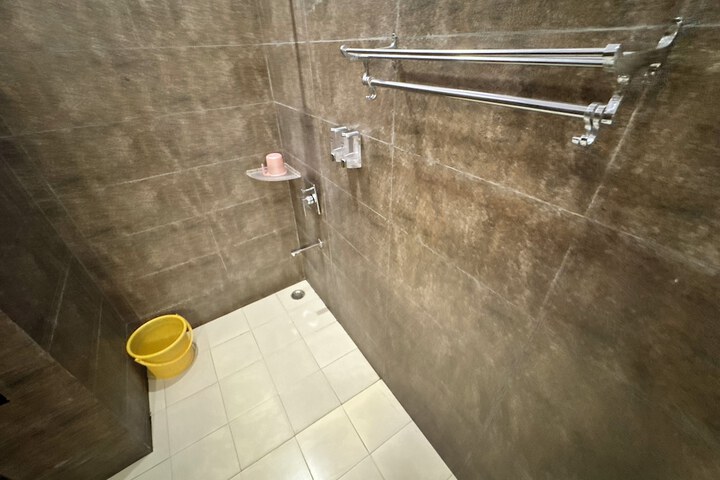 Room 46 of 62