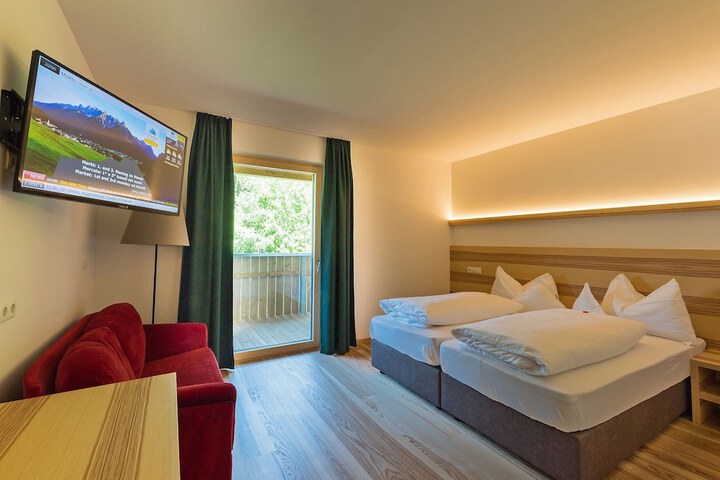 Room 4 of 31