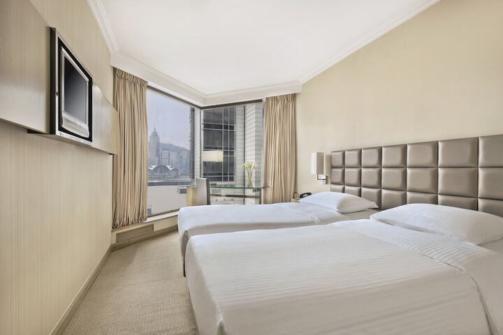 Room 5 of 30
