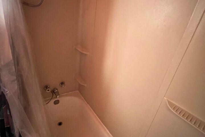 Room 177 of 236